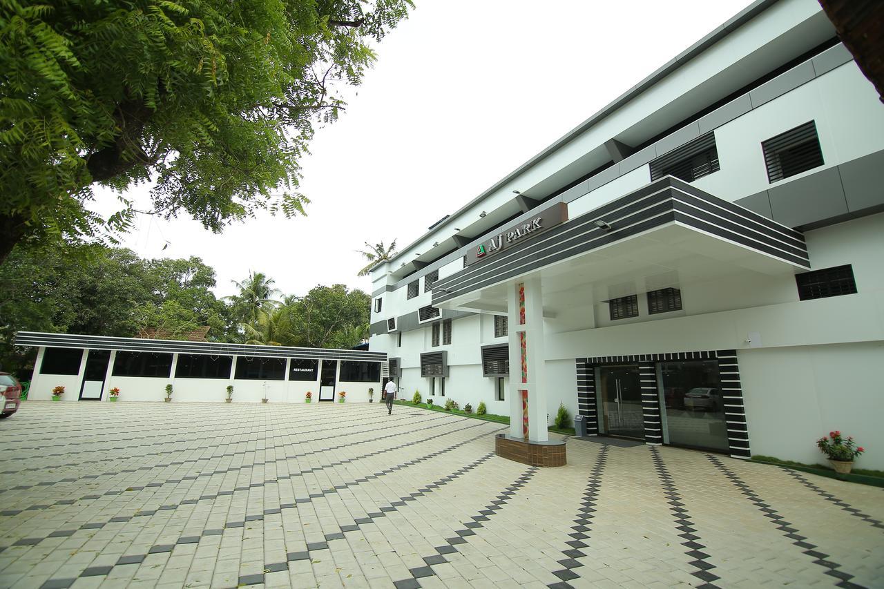 Hotel A J Park Alappuzha Exterior foto